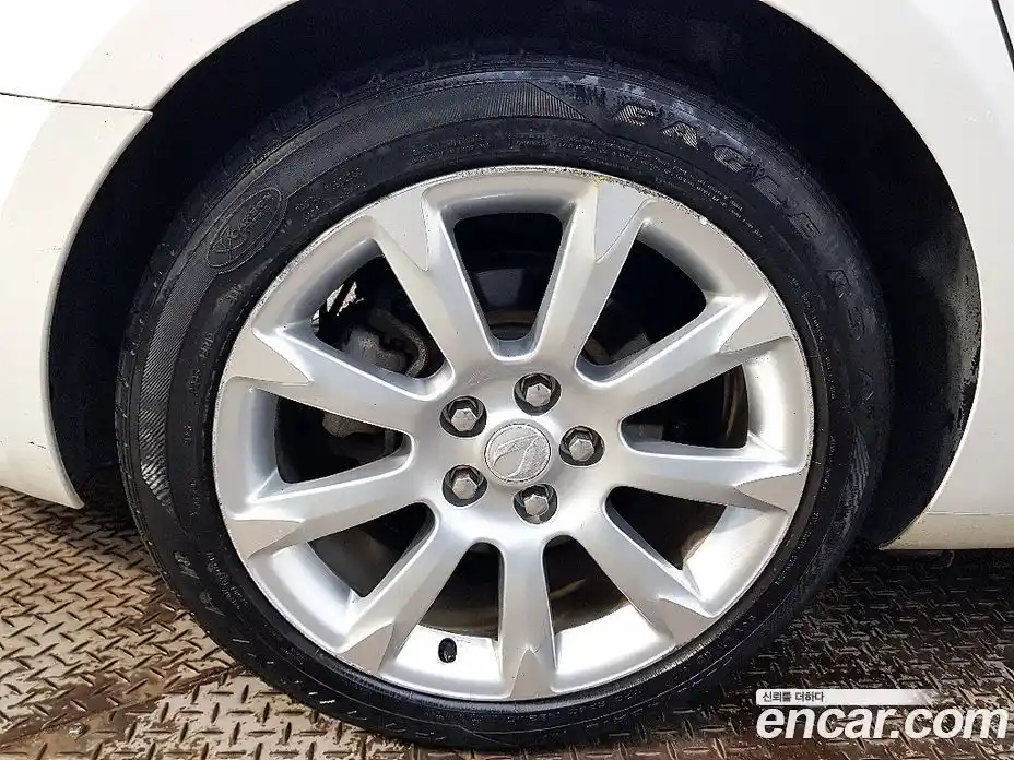 Chevrolet Alpheon 2013 3.0 Автомат в Москве № 104372, фото 20