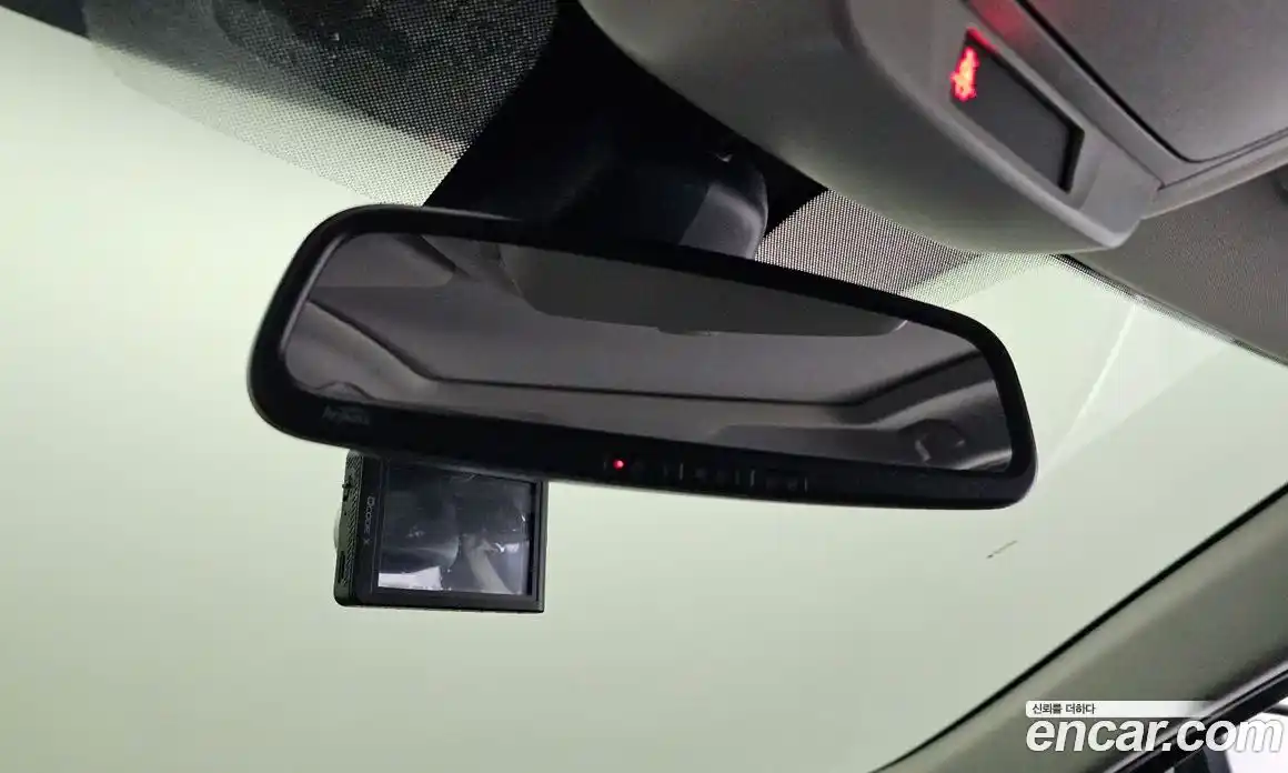 Renault SM6 2019 1.6 Автомат в Москве № 106987, фото 16