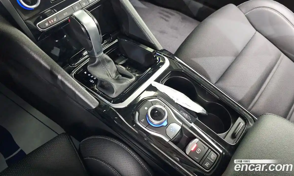 Renault SM6 2019 1.6 Автомат в Москве № 106987, фото 17