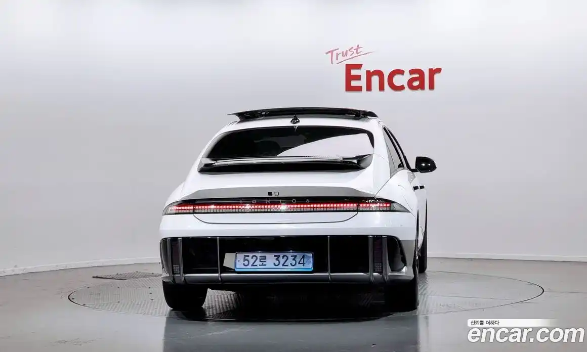 Hyundai Ioniq 6 2023 0.1 Автомат в Москве № 109021, фото 4