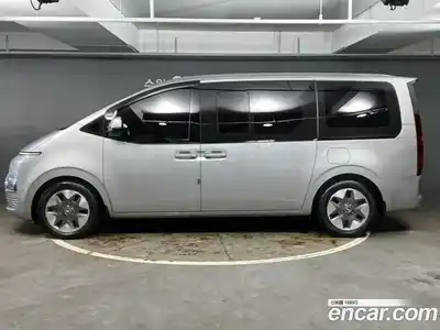 Hyundai Staria 2022 2.2 Автомат в Москве № 110711, миниатюра 2