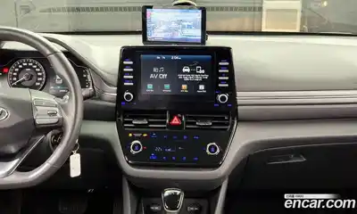 Hyundai Ioniq 2020 1.6 Автомат в Москве № 112276, миниатюра 6