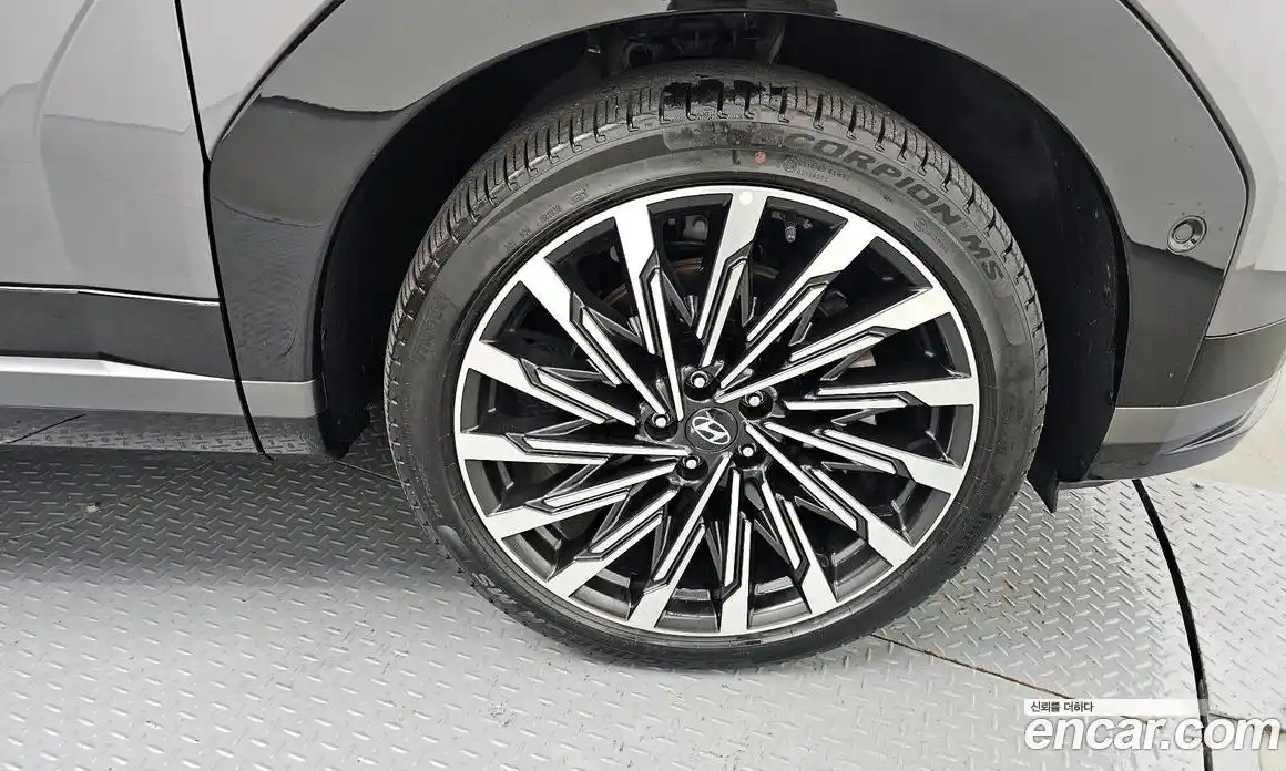 Hyundai Santa Fe 2024 2.5 Автомат в Москве № 112887, фото 5