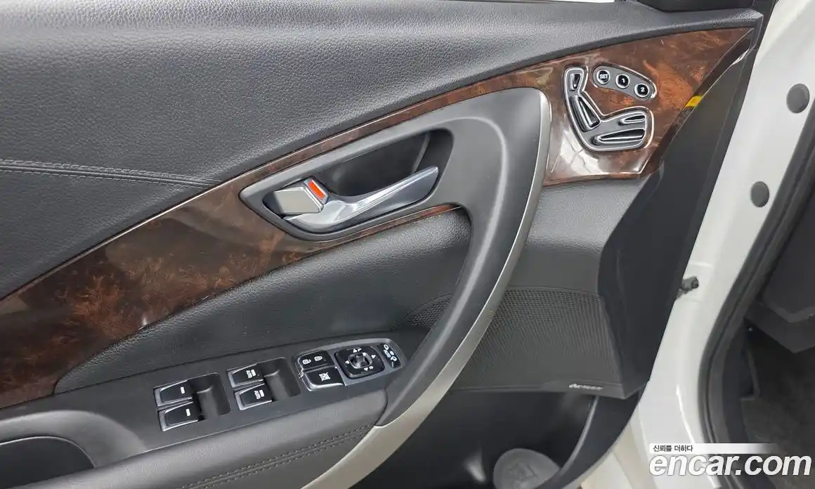 Hyundai Aslan 2015 3.0 Автомат в Москве № 112924, фото 16