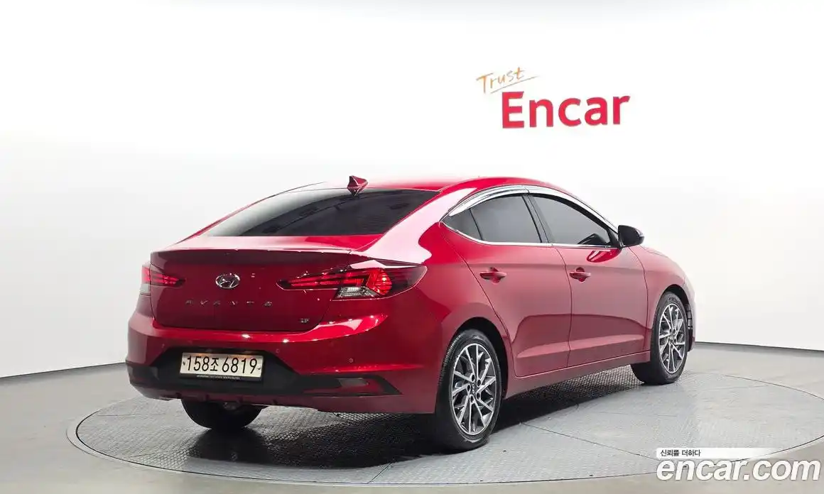 Hyundai Avante 2019 1.6 Автомат в Москве № 113046, фото 18