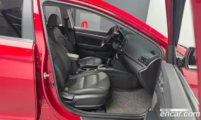 Hyundai Avante 2019 1.6 Автомат в Москве № 113046, миниатюра 8