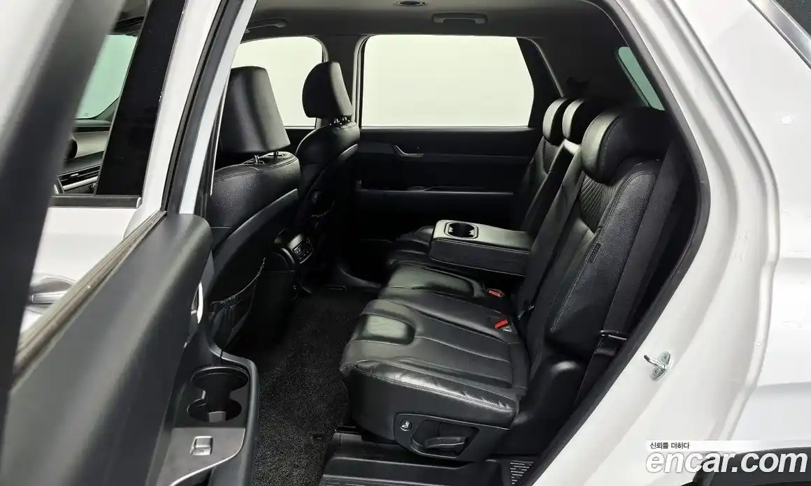 Hyundai Palisade 2023 2.2 Автомат в Москве № 113294, фото 9