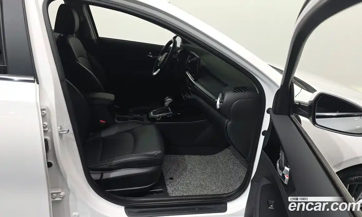 Kia K3 2024 1.6 Автомат в Москве № 114964, фото 10