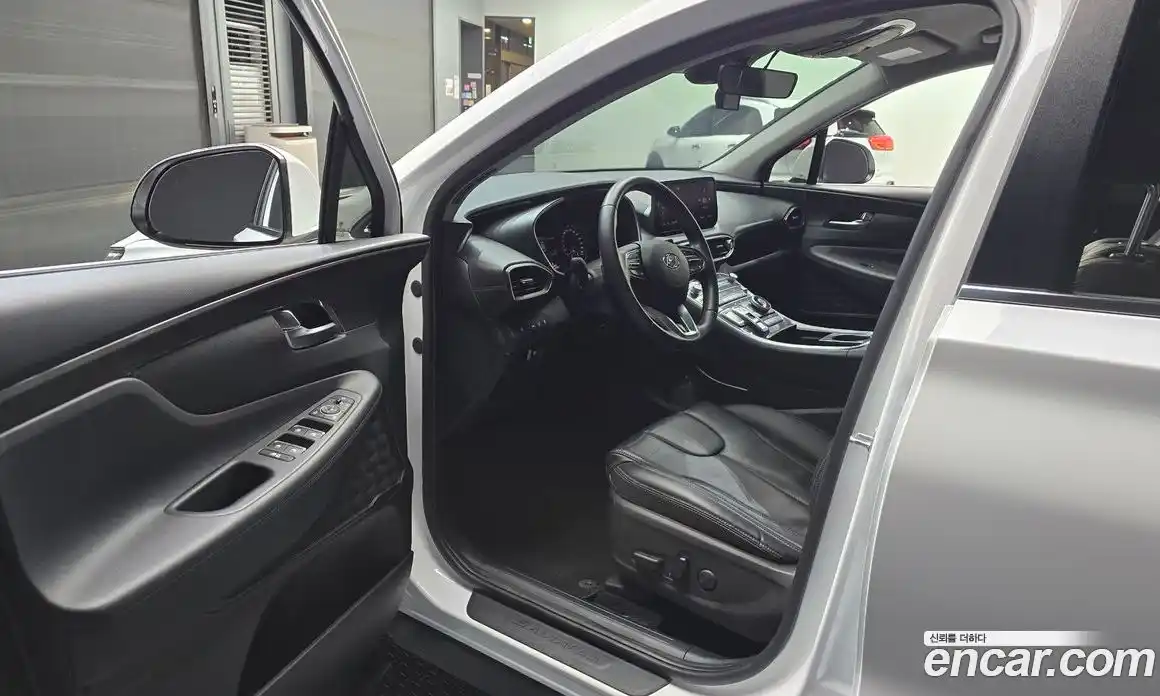 Hyundai Santa Fe 2021 2.5 Автомат в Москве № 114972, фото 16