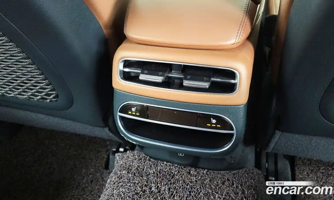 Genesis GV70 2023 2.5 Автомат в Москве № 115607, фото 17