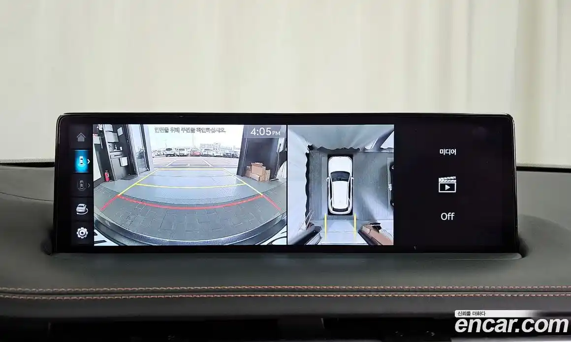 Genesis GV70 2023 2.5 Автомат в Москве № 115607, фото 19