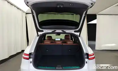 Genesis GV70 2023 2.5 Автомат в Москве № 115607, миниатюра 2