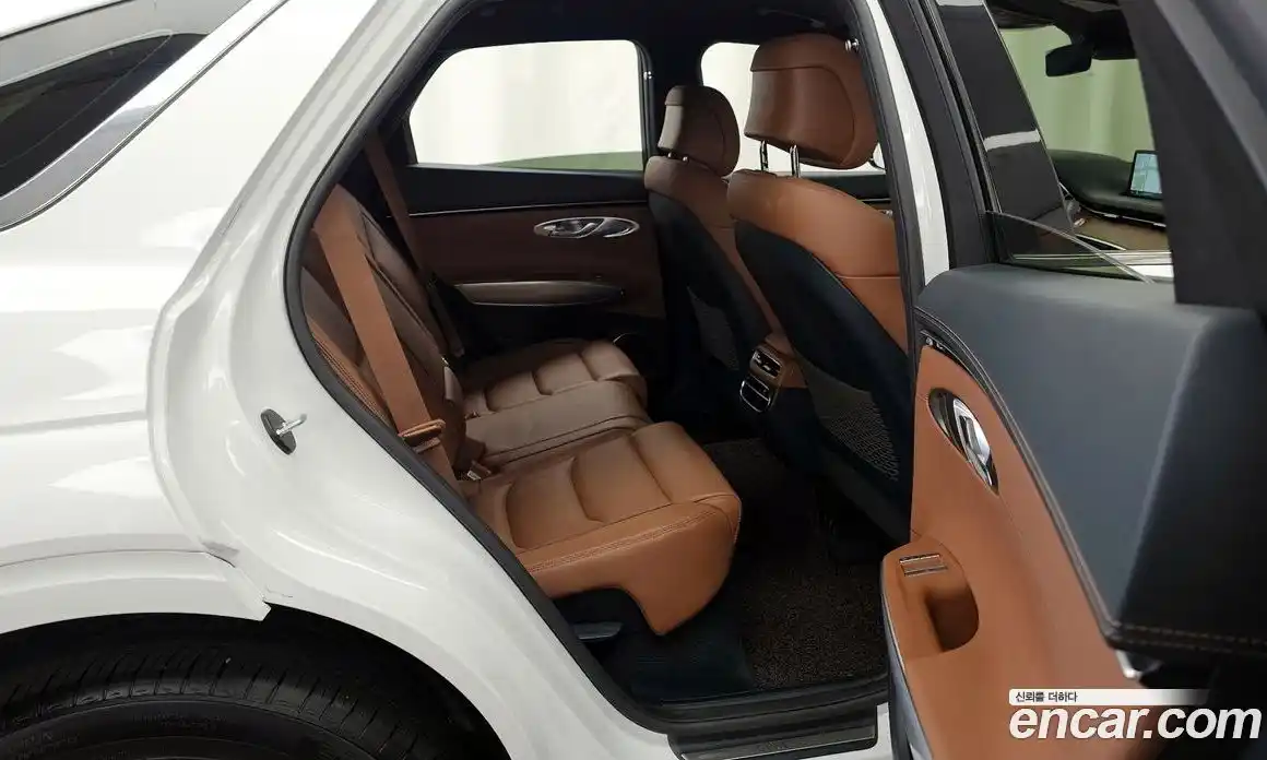 Genesis GV70 2023 2.5 Автомат в Москве № 115607, фото 6