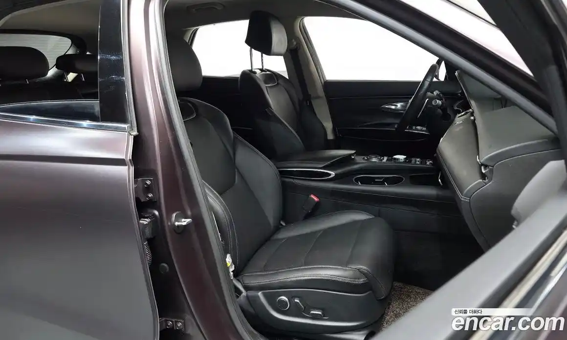 Genesis GV70 2021 2.5 Автомат в Москве № 118875, фото 4