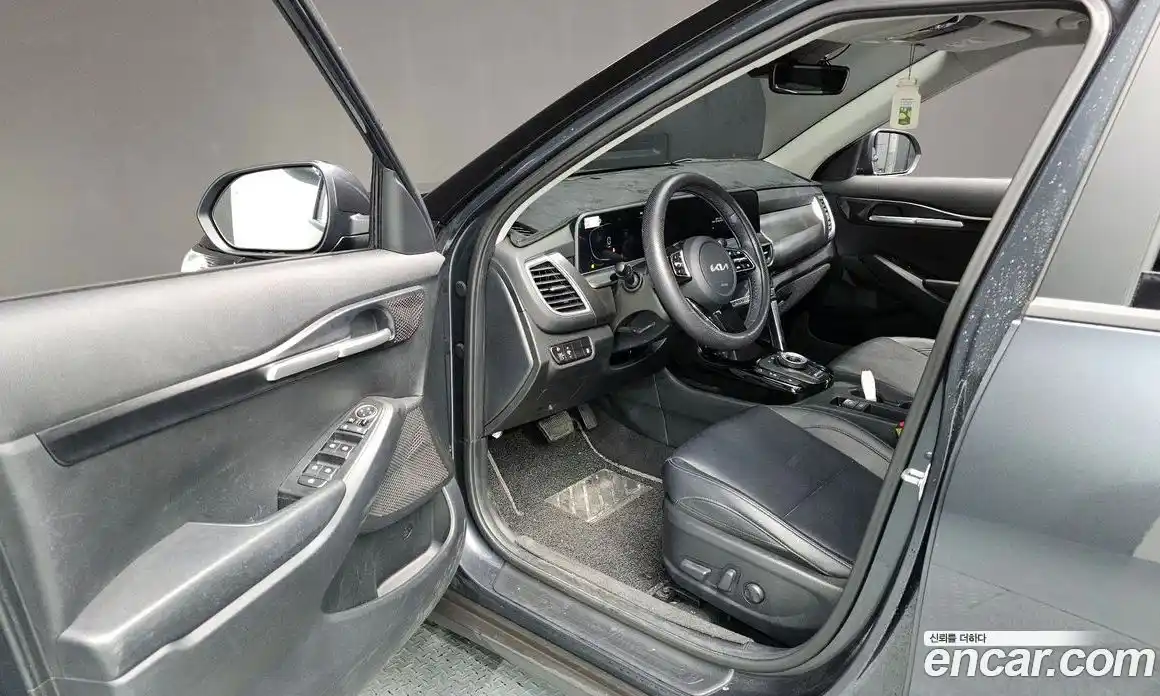 Kia Seltos 2024 2.0 Автомат в Москве № 119855, фото 16