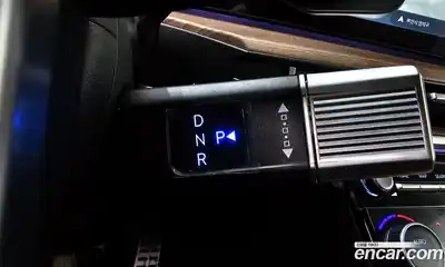 Hyundai Santa Fe 2024 2.5 Автомат в Москве № 119864, миниатюра 5