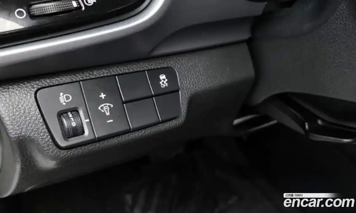 Kia Stonic 2018 1.4 Автомат в Москве № 124250, фото 16