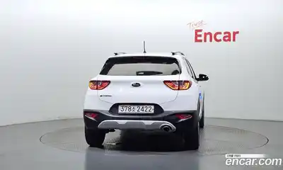 Kia Stonic 2018 1.4 Автомат в Москве № 124250, миниатюра 4