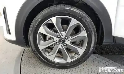 Kia Stonic 2018 1.4 Автомат в Москве № 124250, миниатюра 5