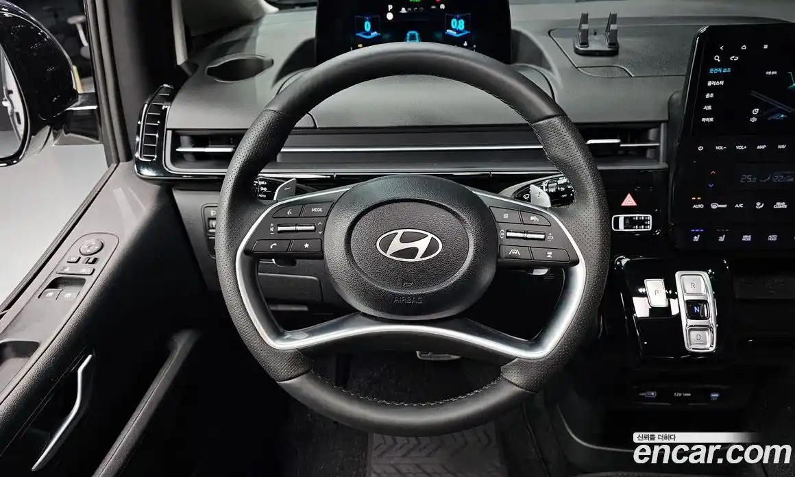 Hyundai Staria 2025 2.2 Автомат в Москве № 130163, фото 13