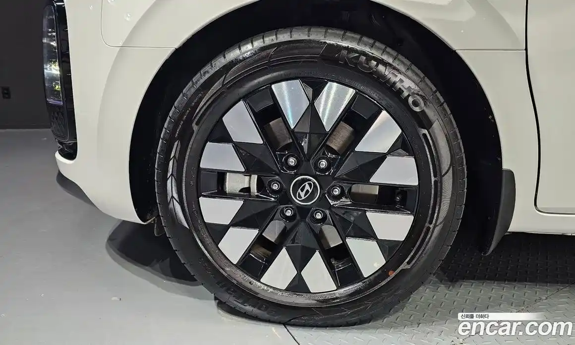 Hyundai Staria 2025 2.2 Автомат в Москве № 130163, фото 5