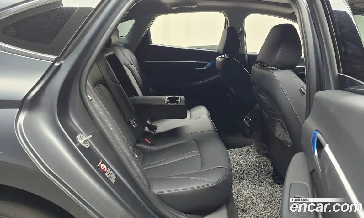 Hyundai Sonata 2023 1.6 Автомат в Москве № 130640, фото 11