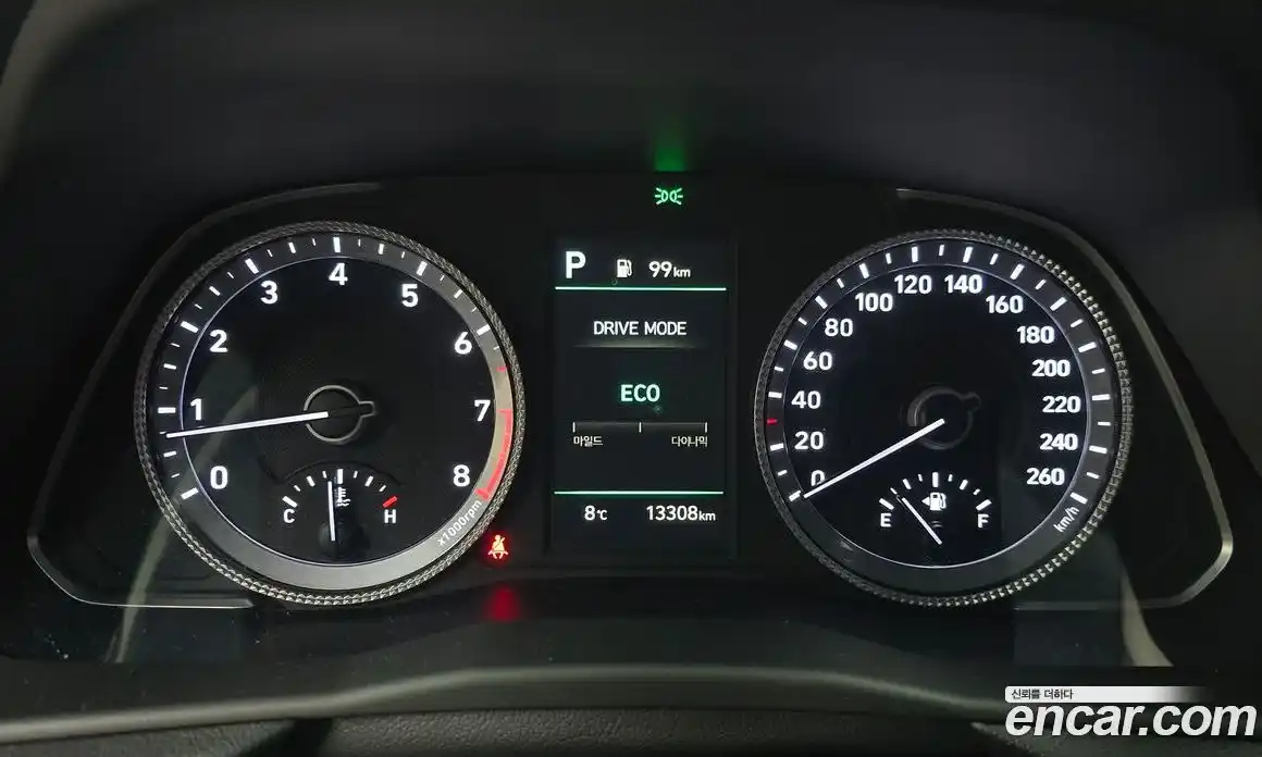 Hyundai Sonata 2023 1.6 Автомат в Москве № 130640, фото 19