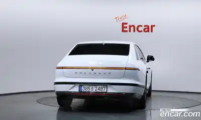 Hyundai Grandeur 2023 1.6 Автомат в Москве № 130914, миниатюра 9