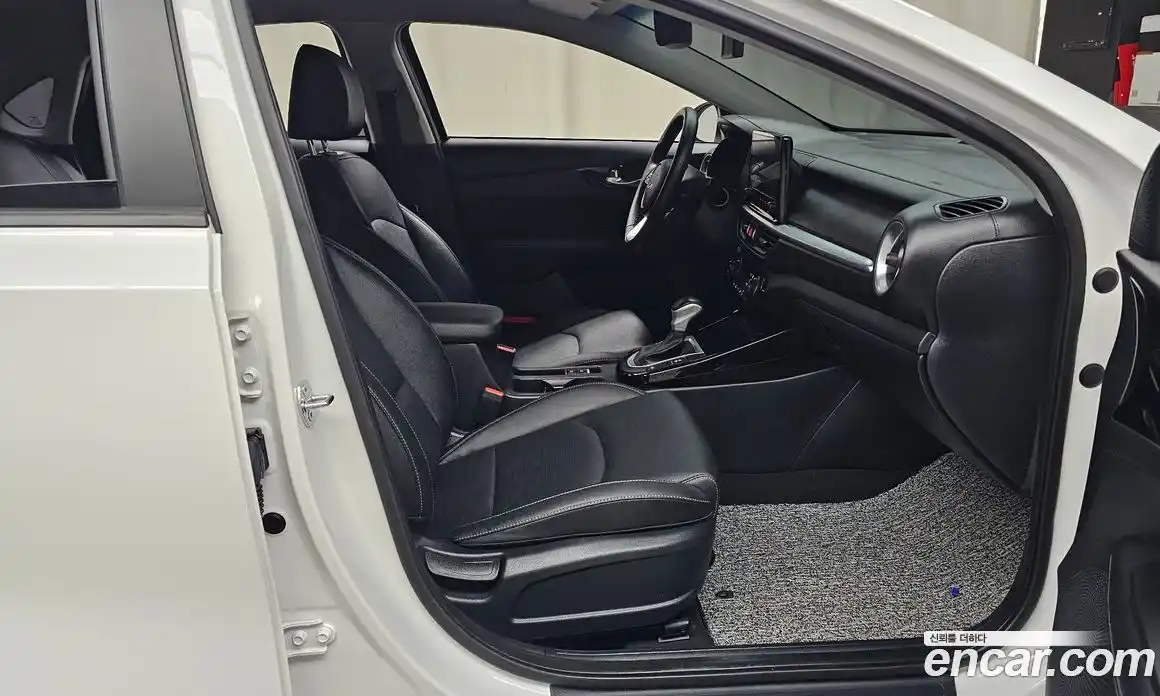 Kia K3 2024 1.6 Автомат в Москве № 131744, фото 10