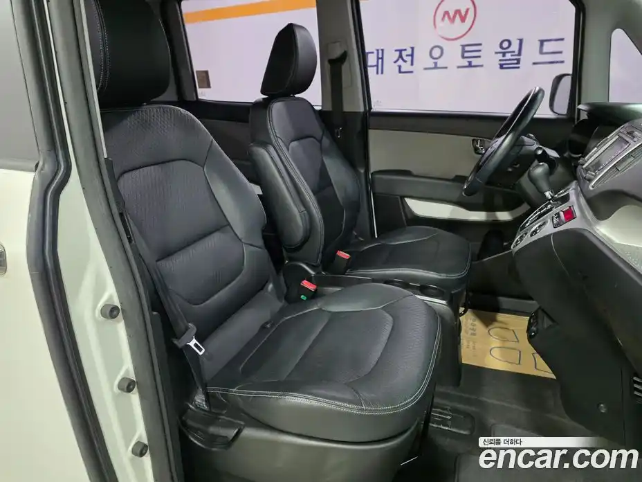 Kia Ray 2017 1.0 Автомат в Москве № 132318, фото 16