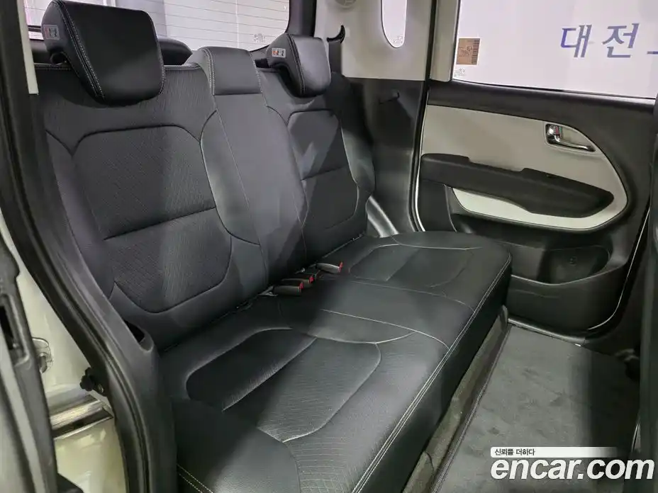 Kia Ray 2017 1.0 Автомат в Москве № 132318, фото 17