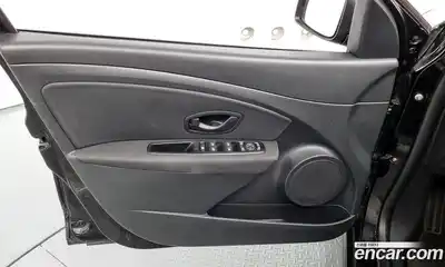 Renault SM3 2014 1.6 Автомат в Москве № 136170, миниатюра 9