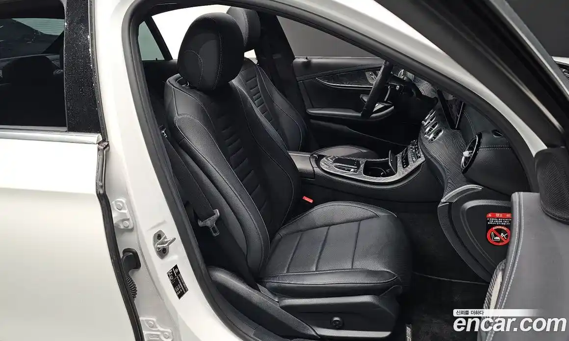 Mercedes-Benz E-Class 2022 2.0 Автомат в Москве № 137218, фото 15