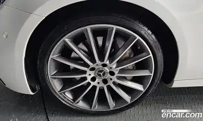 Mercedes-Benz E-Class 2022 2.0 Автомат в Москве № 137218, миниатюра 2