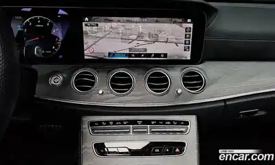 Mercedes-Benz E-Class 2022 2.0 Автомат в Москве № 137218, миниатюра 8