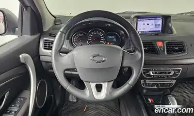 Renault SM3 2010 1.6 Автомат в Москве № 137779, миниатюра 6