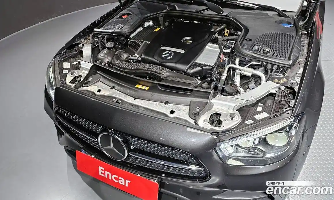 Mercedes-Benz E-Class 2023 2.0 Автомат в Москве № 140254, фото 6