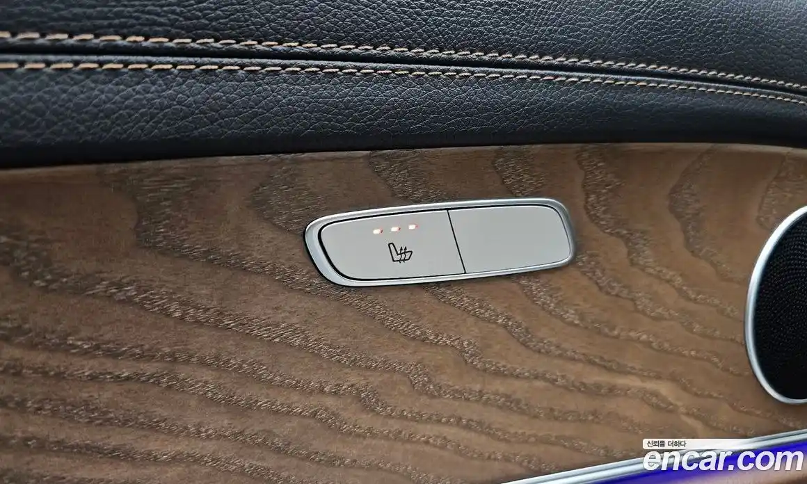 Mercedes-Benz E-Class 2021 2.0 Автомат в Москве № 140787, фото 19