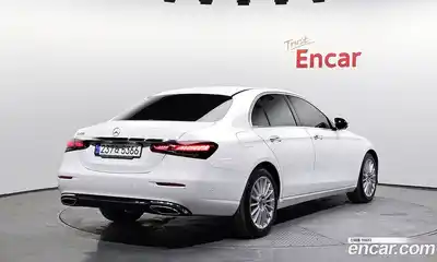 Mercedes-Benz E-Class 2021 2.0 Автомат в Москве № 140787, миниатюра 2