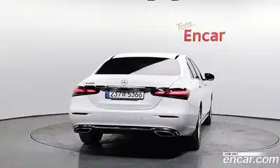 Mercedes-Benz E-Class 2021 2.0 Автомат в Москве № 140787, миниатюра 4