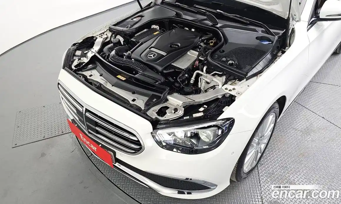 Mercedes-Benz E-Class 2021 2.0 Автомат в Москве № 140787, фото 6