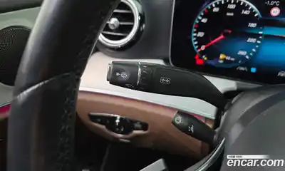 Mercedes-Benz E-Class 2021 2.0 Автомат в Москве № 143703, миниатюра 11