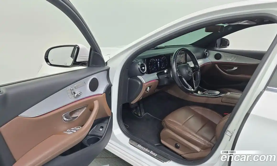 Mercedes-Benz E-Class 2021 2.0 Автомат в Москве № 143703, фото 19