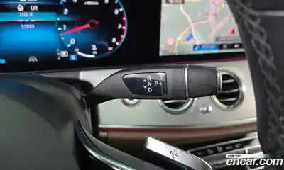 Mercedes-Benz E-Class 2021 2.0 Автомат в Москве № 143703, миниатюра 4