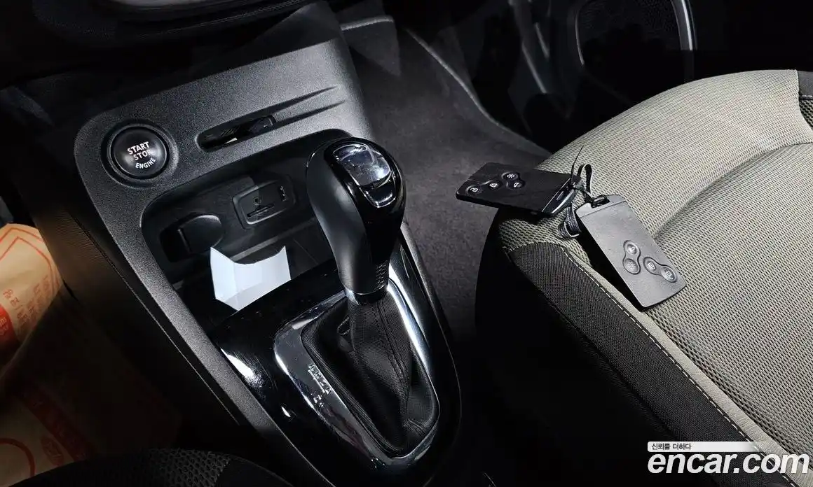 Renault QM3 2015 1.5 Автомат в Москве № 147829, фото 14