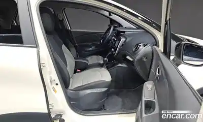 Renault QM3 2015 1.5 Автомат в Москве № 147829, миниатюра 3