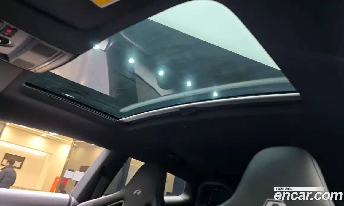 Volkswagen Scirocco 2014 2.0 Автомат в Москве № 151492, фото 19