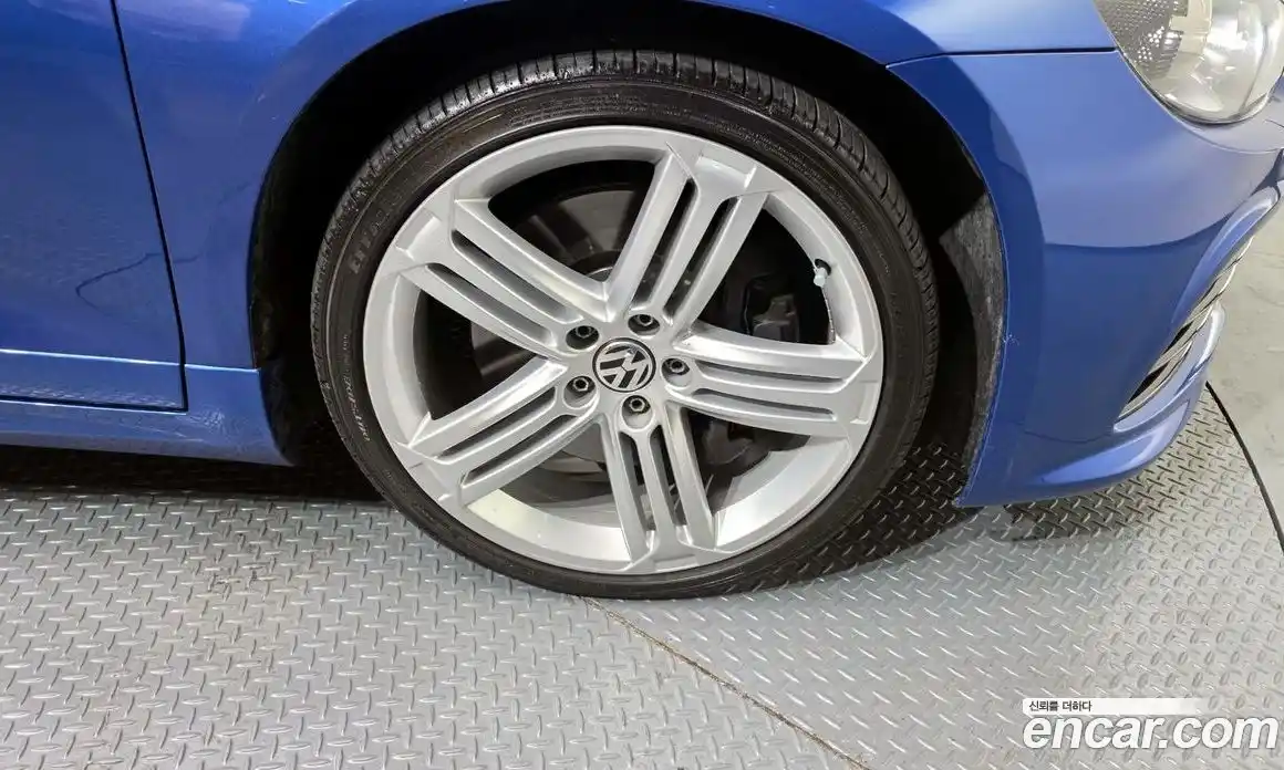 Volkswagen Scirocco 2014 2.0 Автомат в Москве № 151492, фото 5