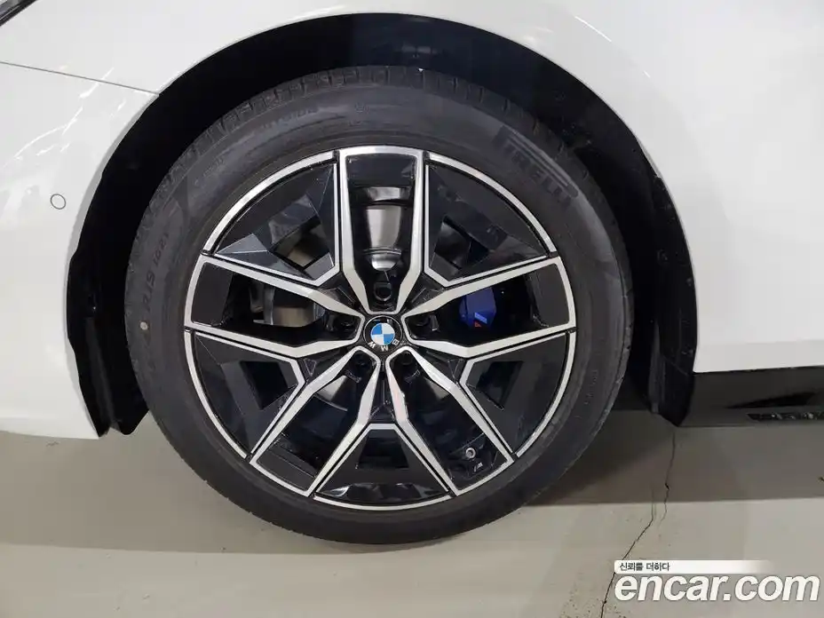 BMW 5-Series 2025 2.0 Автомат в Москве № 153127, фото 5