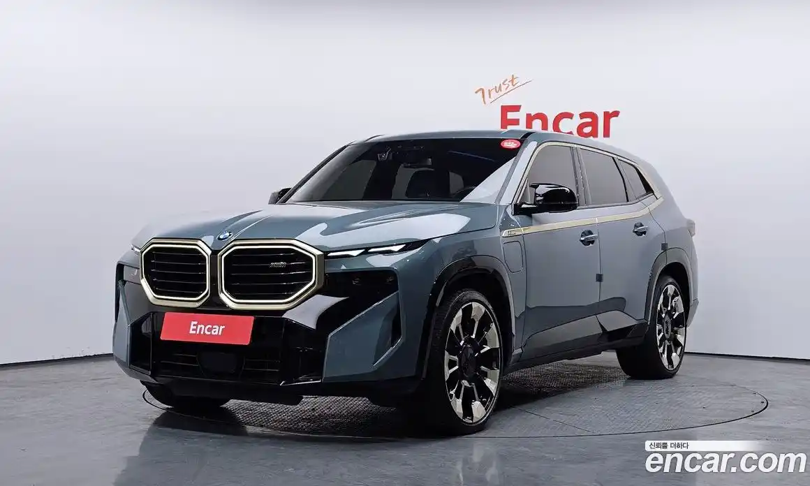 BMW XM 2023 4.4 Автомат в Москве № 153473, фото 1